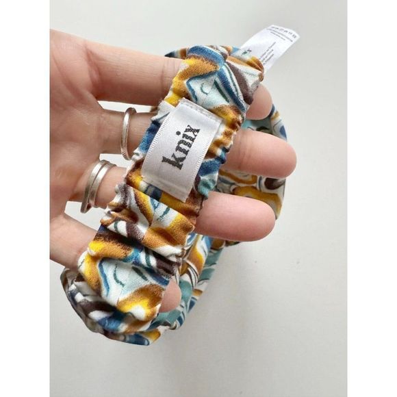 NWOT KNIX x THE BIRDS PAPAYA Blue Printed Knotted Headband, One Size - Picture 3 of 6